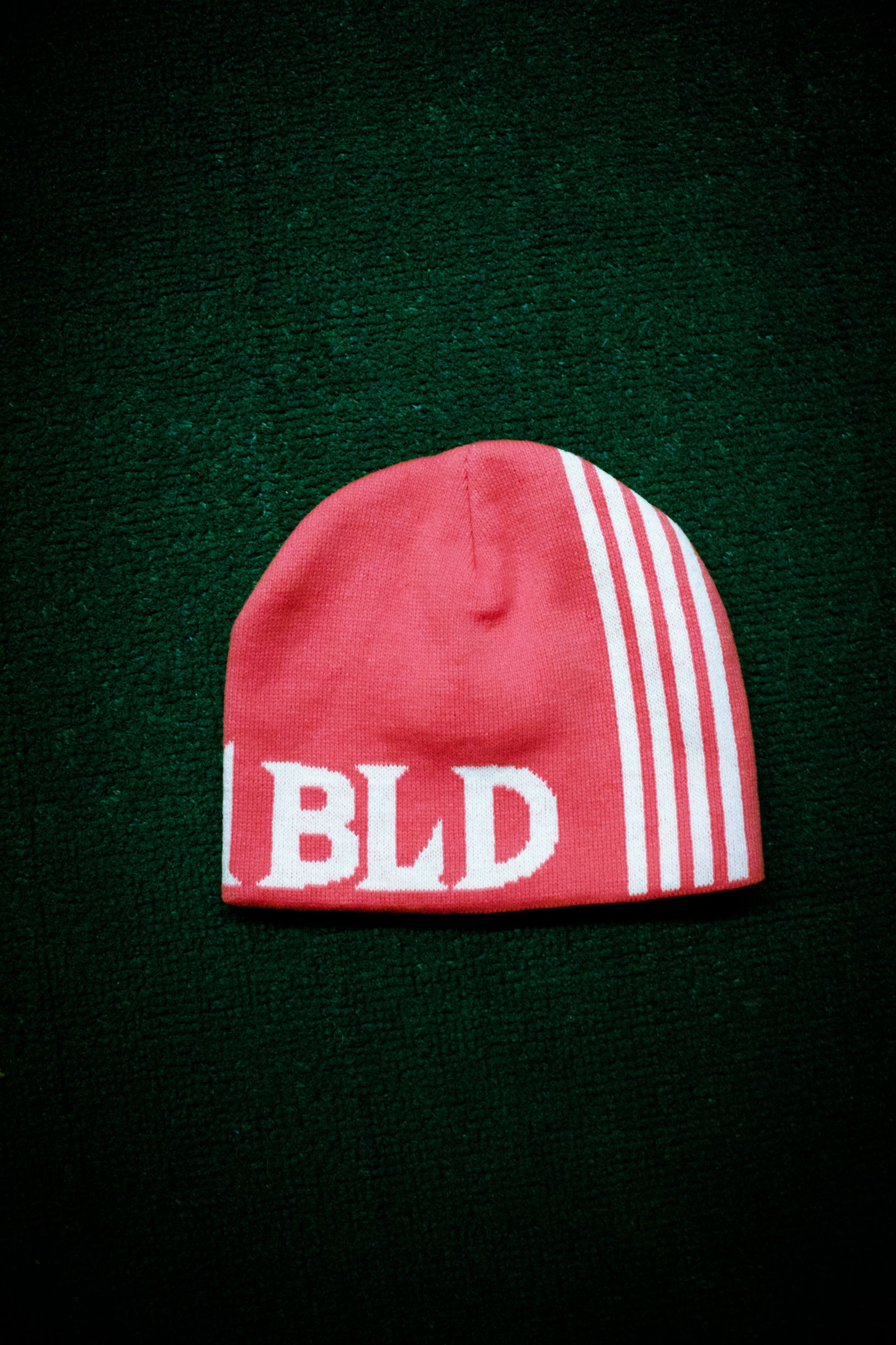 "PINK" STÄYY HUMBLD BEANIE